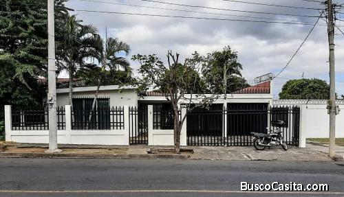 Vendo casa jardines managua casa grande 