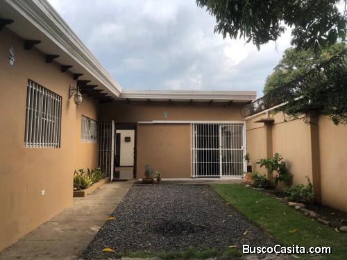 Hermosa Casa Los Robles, MANAGUA. Zona Centrica. Negocio o vivienda