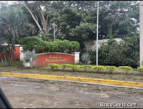 Venta de lote esquinero en Residencial Lomas de Monte Verde