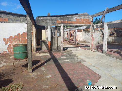 Vendo terreno en Barrio Cristo del Rosario, para vivienda o negocio