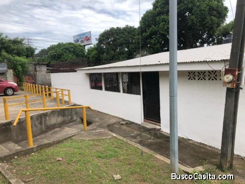 VENDO CASA EN COLONIA CENTROAMERICA