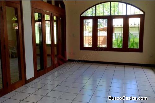 Casa en Venta en Reparto San Juan, Id1041-10695