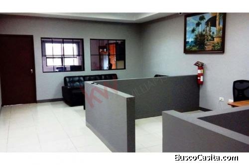 Edificio de oficinas de dos plantas y bodega en Venta en Carretera Sur