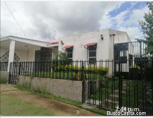 Se vende linda casa en Sierras Doradas