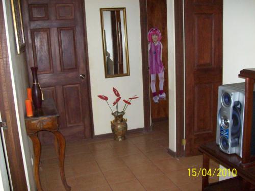 CASA EN URBANIZACIÓN MONSERRAT, LA UNION, CARTAGO