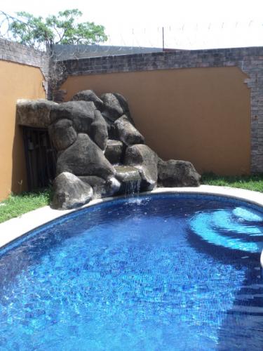 Linda casa, muy cómoda y segura