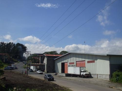 SE ALQUILA BODEGA EN LA URUCA cerca de la Agencia Bosch