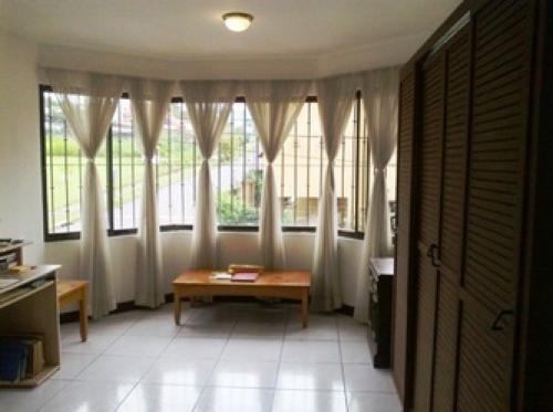 lomas de ayarco casa tipo condo