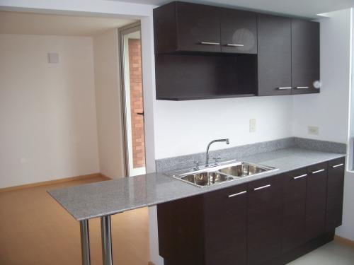 Nuevo, hermosos acabados, excelente ubicación, seg 24 horas