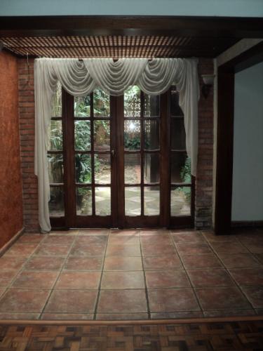 Rohrmoser, excelente ubicación y epacio, casa u oficina