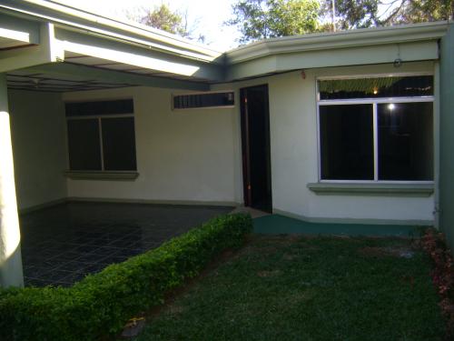 Muy bonita casa nueva en san pedro de santa barbara de heredia se recibe