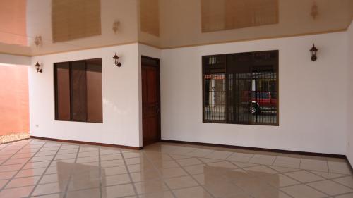 Preciosa casa nueva en el coyol 