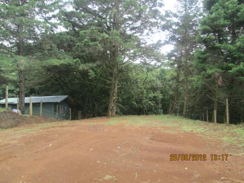 Lindo lote en san jose de la montaña se recibe carro