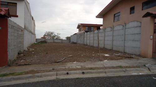 Lindo lote en san pedro de santa barbara de heredia