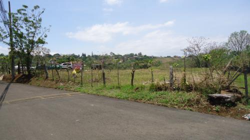 Ganga lote grande en desamparados alajuela