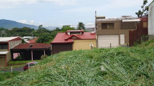 Lindo lote en alajuela se recibe o se financea