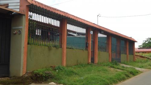 Linda casa en san pedro de santa barbara se recibe