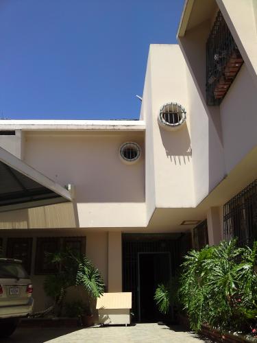 INVIERTA EN ESTE EXCELENTE CONDOMINIO