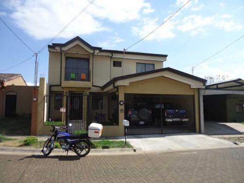 MC-Casa grande y elegante y residencial seguro, San Lorenzo