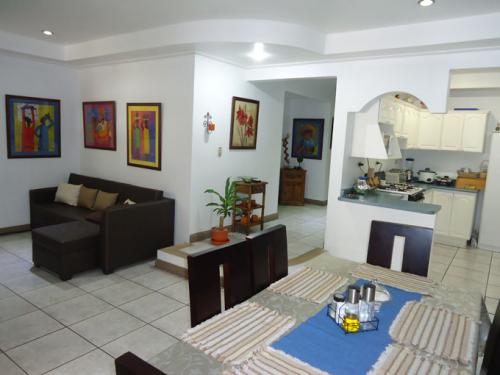 TK-Casa 176m2 en calle sin salida, Santa Lucia de Barva