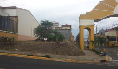 Lote en Residencial Vistas del Sol, Única Oportunidad