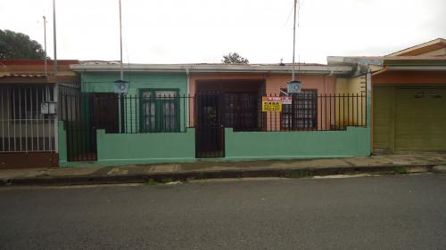 Comoda casa en el llano de alajuela se recibe