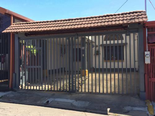 Comoda casa en alajuela