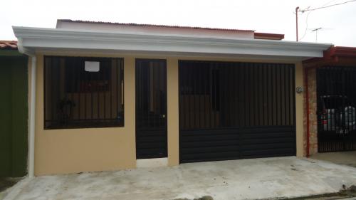 Comoda casa en desamparados de alajuela