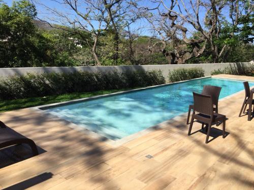 Vendo bello condominio en parque Valle del Sol, Lindora, Santana