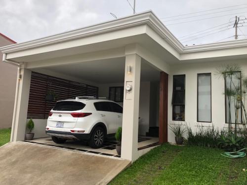 Venta hermosa casa San Francisco, Heredia