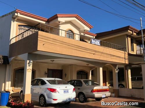 Se vende casa en Condominio ubicada en Río Segundo de Alajuela V#71