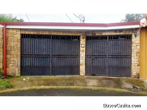 Se vende casa en Vasques de Coronado V#114