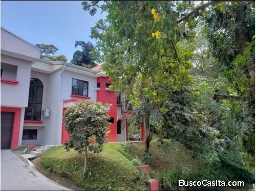 Se alquila apartamento en Ciudad Colón V#117