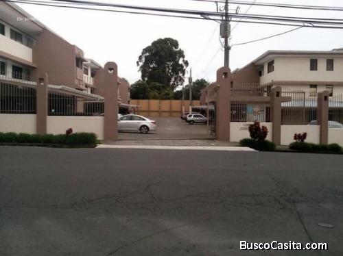 V#104 SE ALQUILA APARTAMENTO EN SAN PEDRO