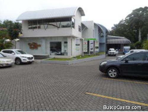 D#09 Espectacular Oficina en Alquiler en Santa Ana 