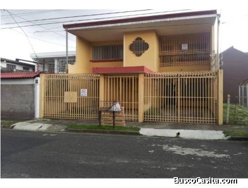 D#45 Casa en alquiler en Sabana Sur 