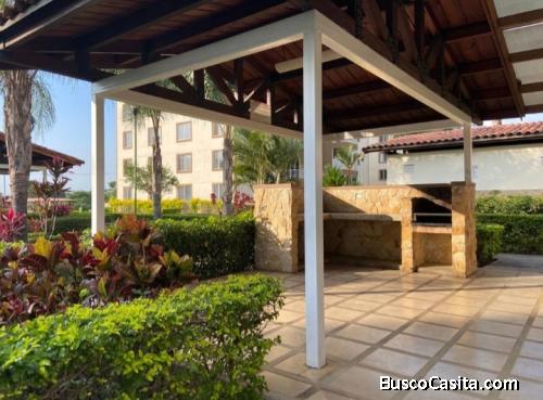 V#74  VENTA DE OPORTUNIDAD, APARTAMENTO EN VISTA REAL CONCASA