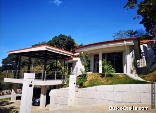 VENTA DE ESPECTACULAR CASA EN CIUDAD COLÓN 