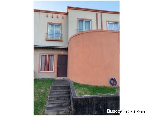 Cómoda casa en Venta / Piedades Santa Ana