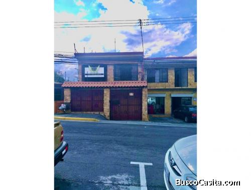 Amplia Propiedad para inversión, Santa Ana