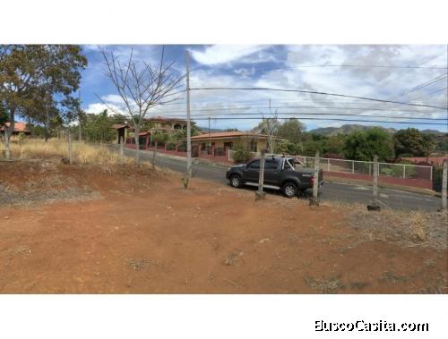 V#55 Amplio Lote en venta/ Atenas