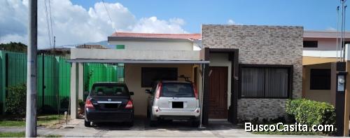 Hermosa Casa en Condominios Villas de Arfan