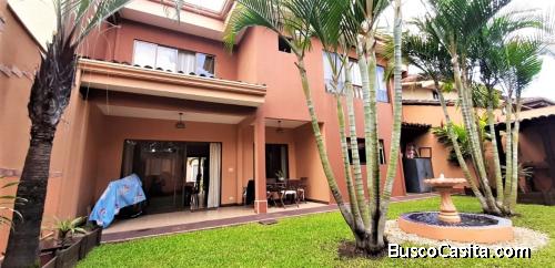 SE VENDE HERMOSA CASA EN SAN JOAQUIN DE FLORES $225.000 OPORTUNIDAD