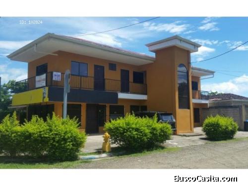 Edificio Comercial/Residencial en excelente ubicación por Santa Cruz- Dueño vende/For Sale By Owner