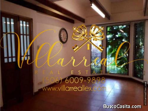 V#184 Confortable Casa en Alquiler/ Escazú