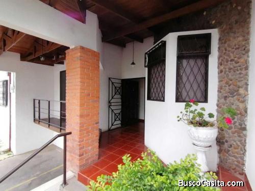 RAH OFC apartamento en alquiler Moravia