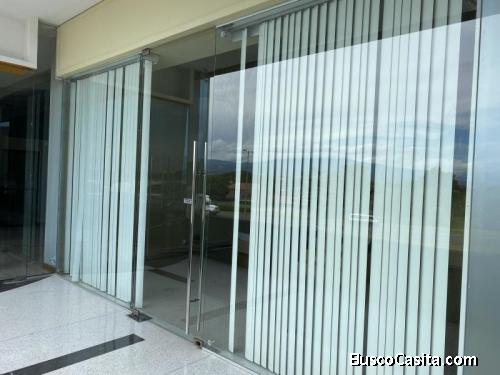  RAH OFC #20-2140. Espectacular Local  para alquilar en San José 