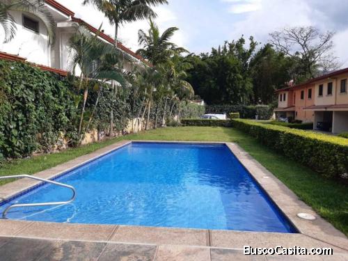 RAH OFC #20-1513 Alquiler de Excelente Casa en San José