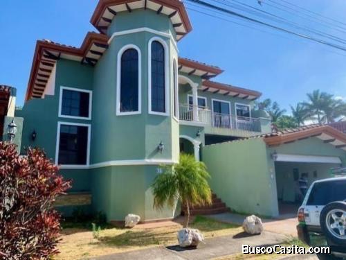 RAH OFC #20-1295 casa en alquiler en Belen 