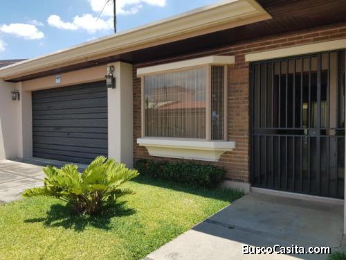 RAH OFC #20-375. CASA ESPECTACULAR EN ALQUILER. ALAJUELA